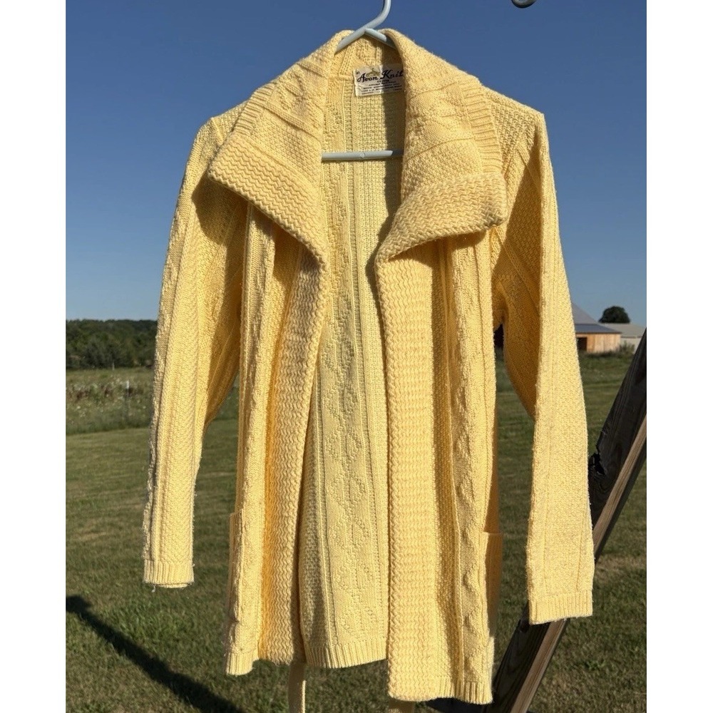 Vintage Lemon Yellow Cable Knit Belted Shawl Collar Cardigan Avon Size 40 Med